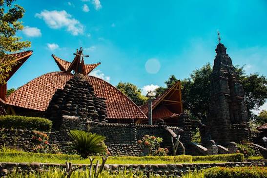 KEDIRI: Tanah Mataraman di Jawa Timur Sebagi Tempat Perjumpaan Pembentuk Budaya Perdamaian